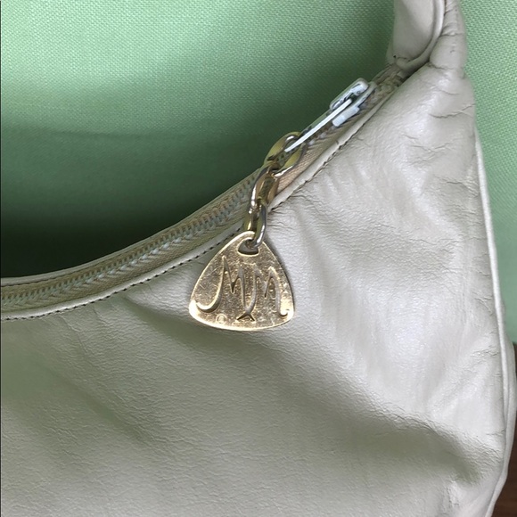 Vintage Tan & Gold Handbag - Picture 12 of 14